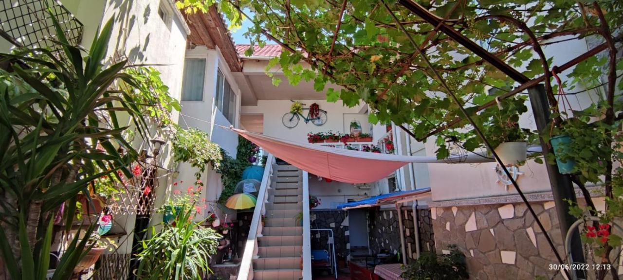 Vila Traian Si Teodora Costinesti Exterior photo